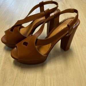 Max &‎ Co. brown leather cross platform heels womens size 36